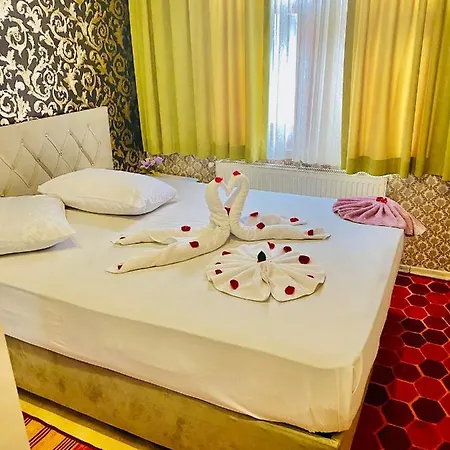White Beyaz Suites Aparthotel 2*