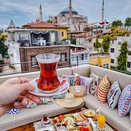 White Beyaz Suites Aparthotel