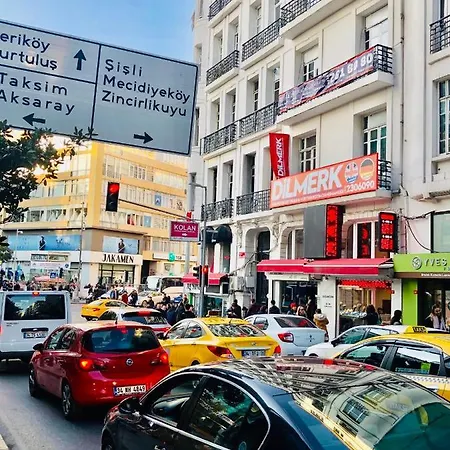 White Beyaz Suites Aparthotel 2*